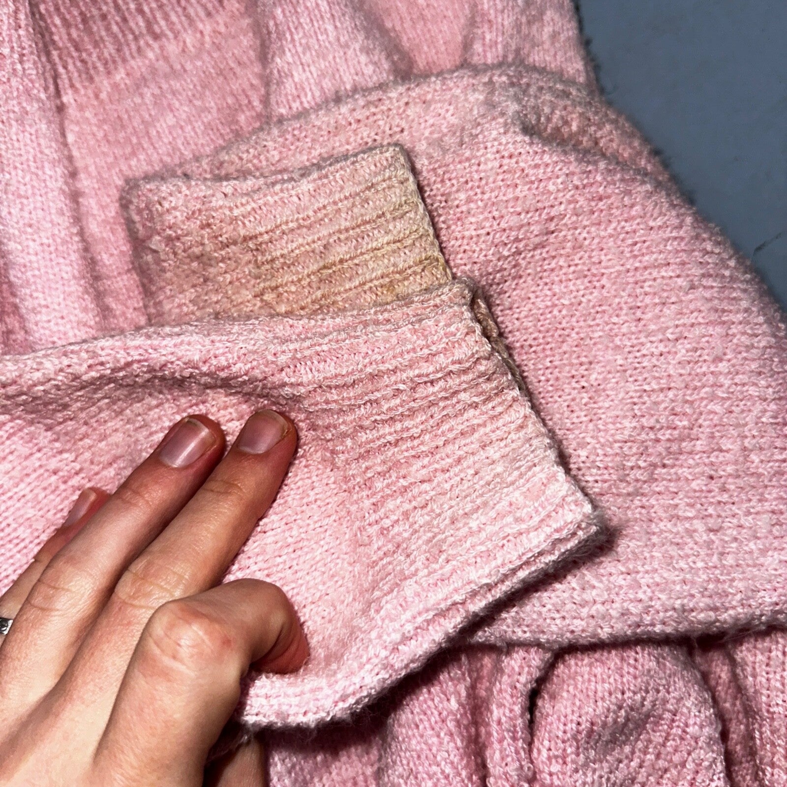 Vintage Pink Knit Sweater Cardigan Womens 70s 80s Basic Cozy Essential Winter