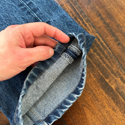 VTG Levis 501 XX Button Fly 90s USA Jeans Denim Straight Capri 34x30 Act 31x25