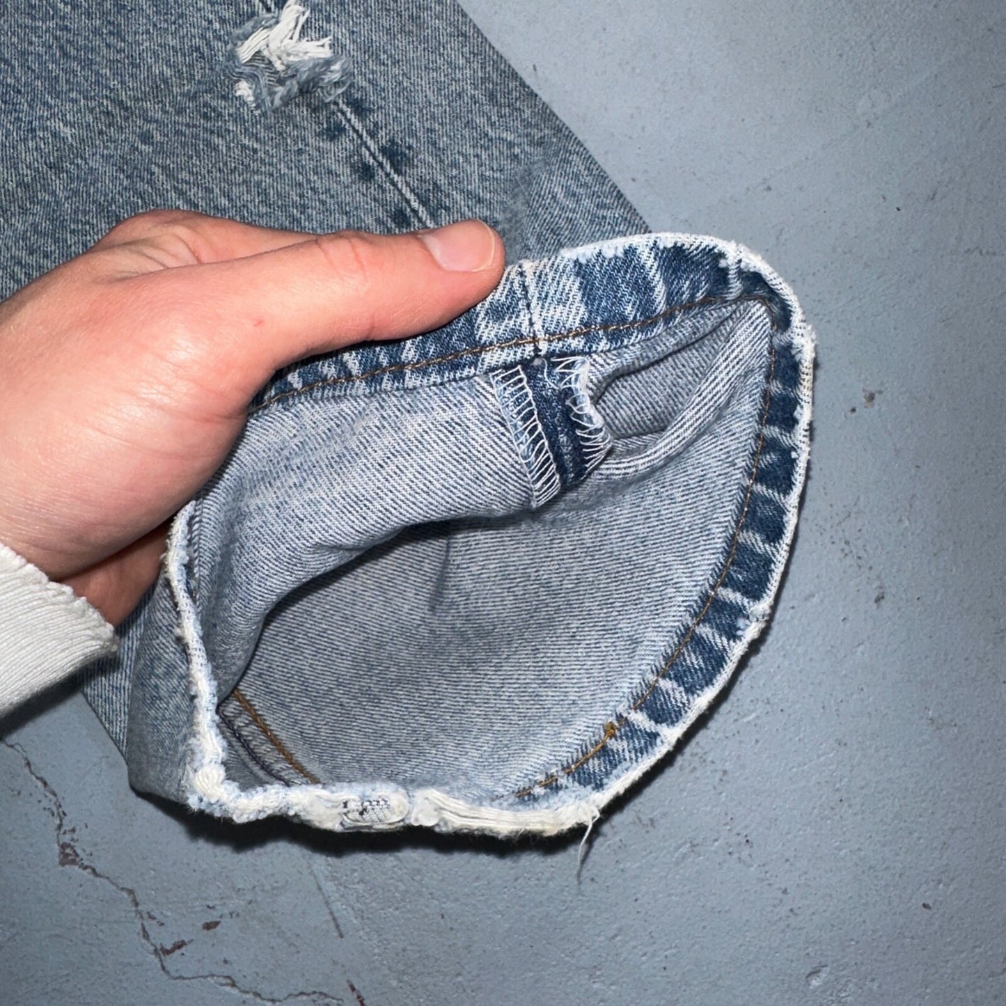 Levis 501 Vintage 90s USA XX Straight Leg Jeans Blue Light Wash 34x36 Act 31x32