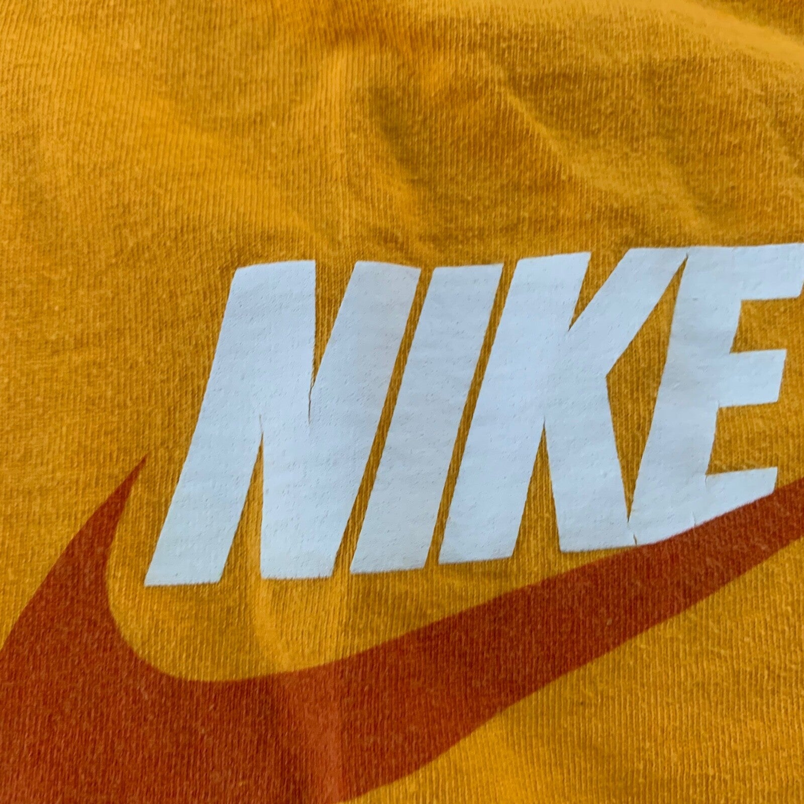 Nike Swoosh Vintage T Shirt Gold Yellow Y2K Simple Basic Cool Rap Style Tee 90s 