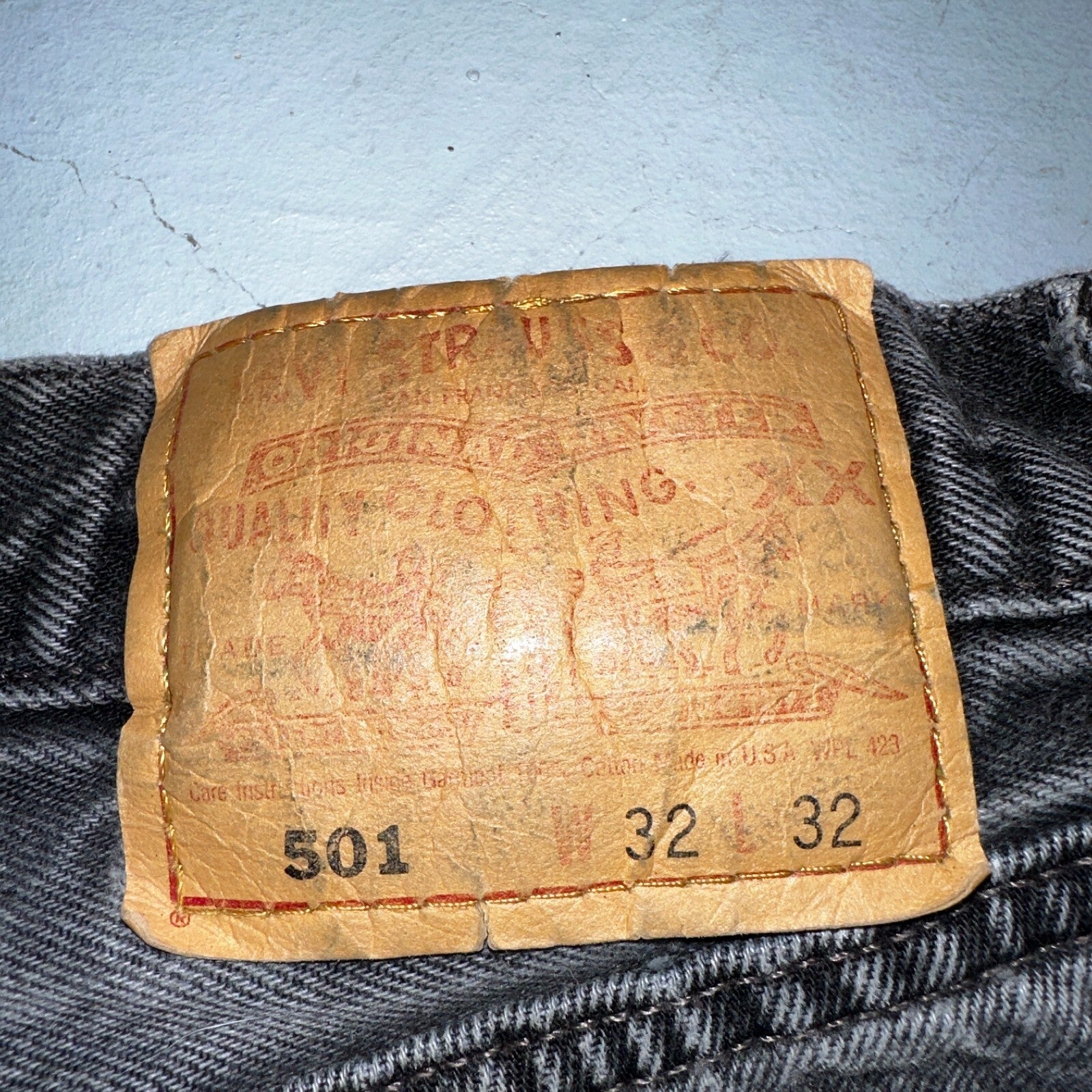 Levis 501 Vintage 90s USA XX Straight Leg Jeans Black Med Wash 32x32 Act 30x30