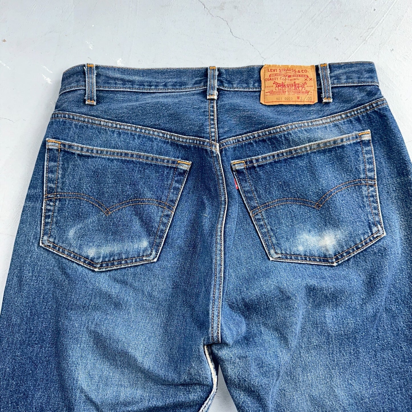 Levis 501 Vintage 80s USA XX Straight Leg Jeans Blue Med Wash 38x30 Act 35x26