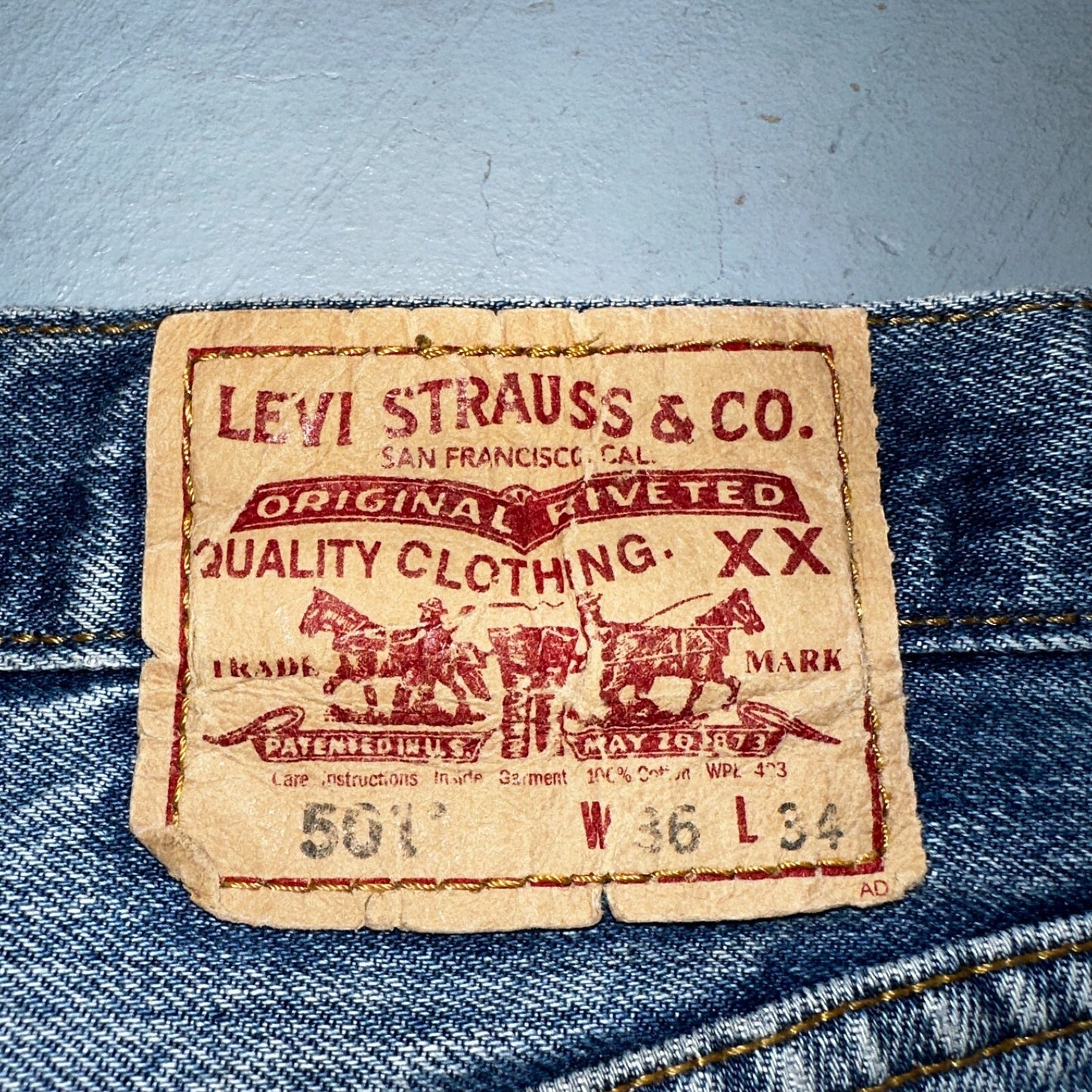 Levis 501 Vintage Y2K XX Straight Leg Jeans Blue Med Wash 36x34 Act 35x34