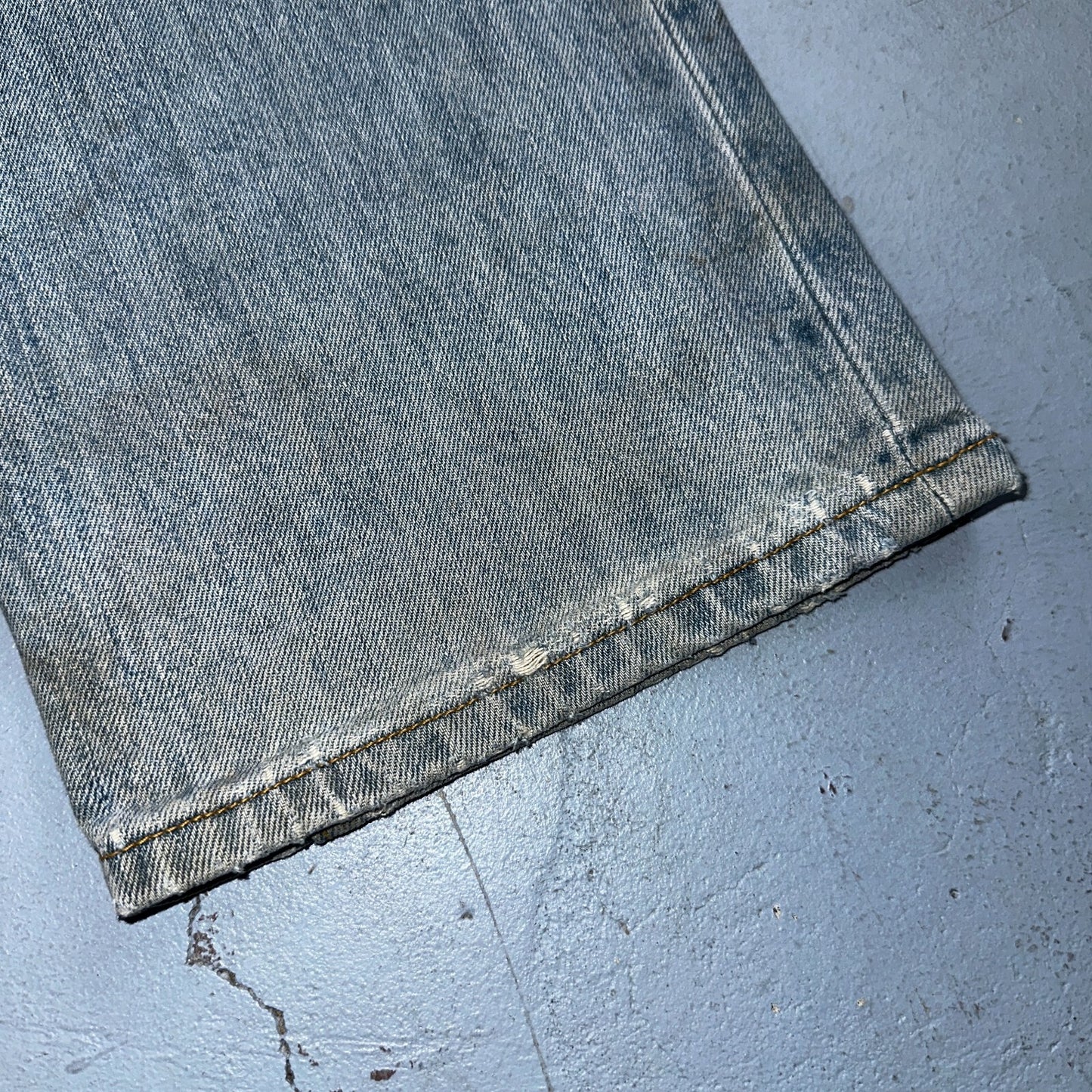 Levis 501 Vintage Y2K XX Straight Leg Jeans Blue Light Wash 35x34 Act 34x34