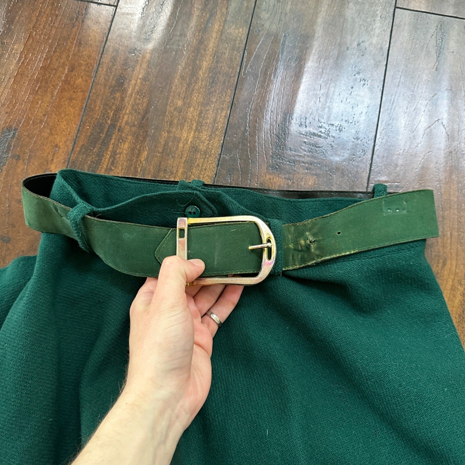 VTG 1960s Faded Green Wool Skirt Preppy Midi Knee Belt Loops 26" Waist Long 60s