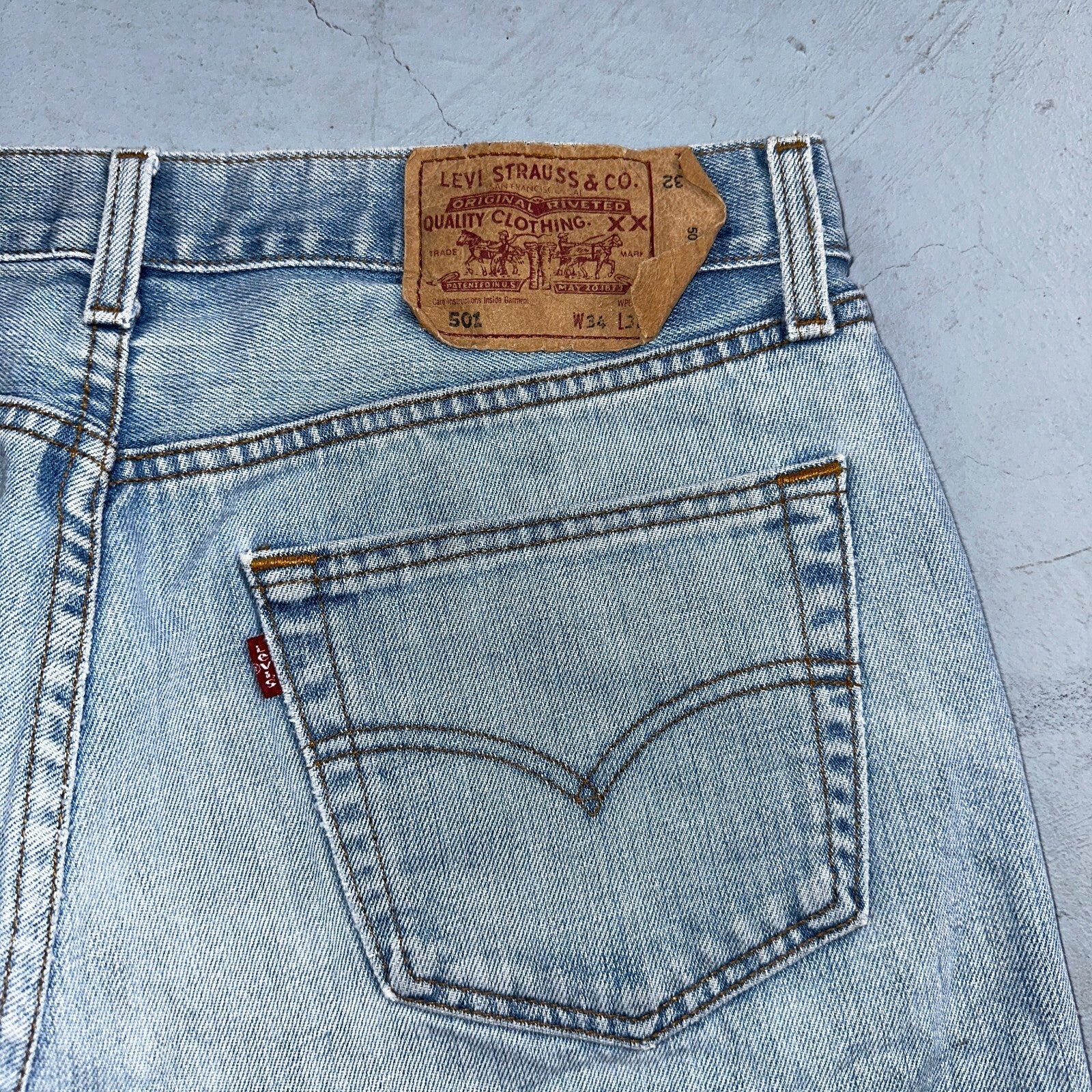 Levis 501 Vintage Y2K XX Straight Leg Jeans Blue Light Wash 34x34 Act 32x31