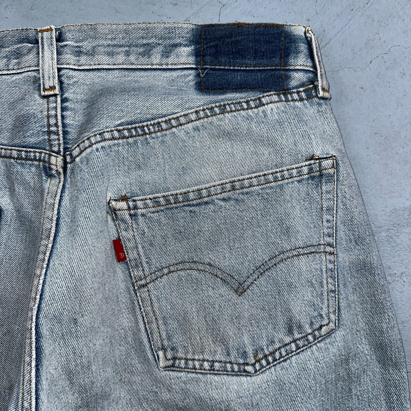 Levis 501 Vintage 80s Redline Selvedge USA XX Jeans Light Wash 36x36 Act 33x31