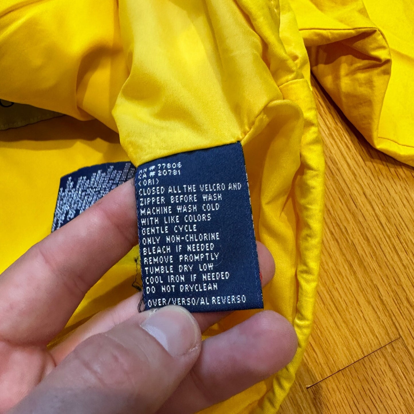 VTG 90s Tommy Hilfiger Yellow Lightweight Full Zip Rain Wind Jacket Sailing Boat