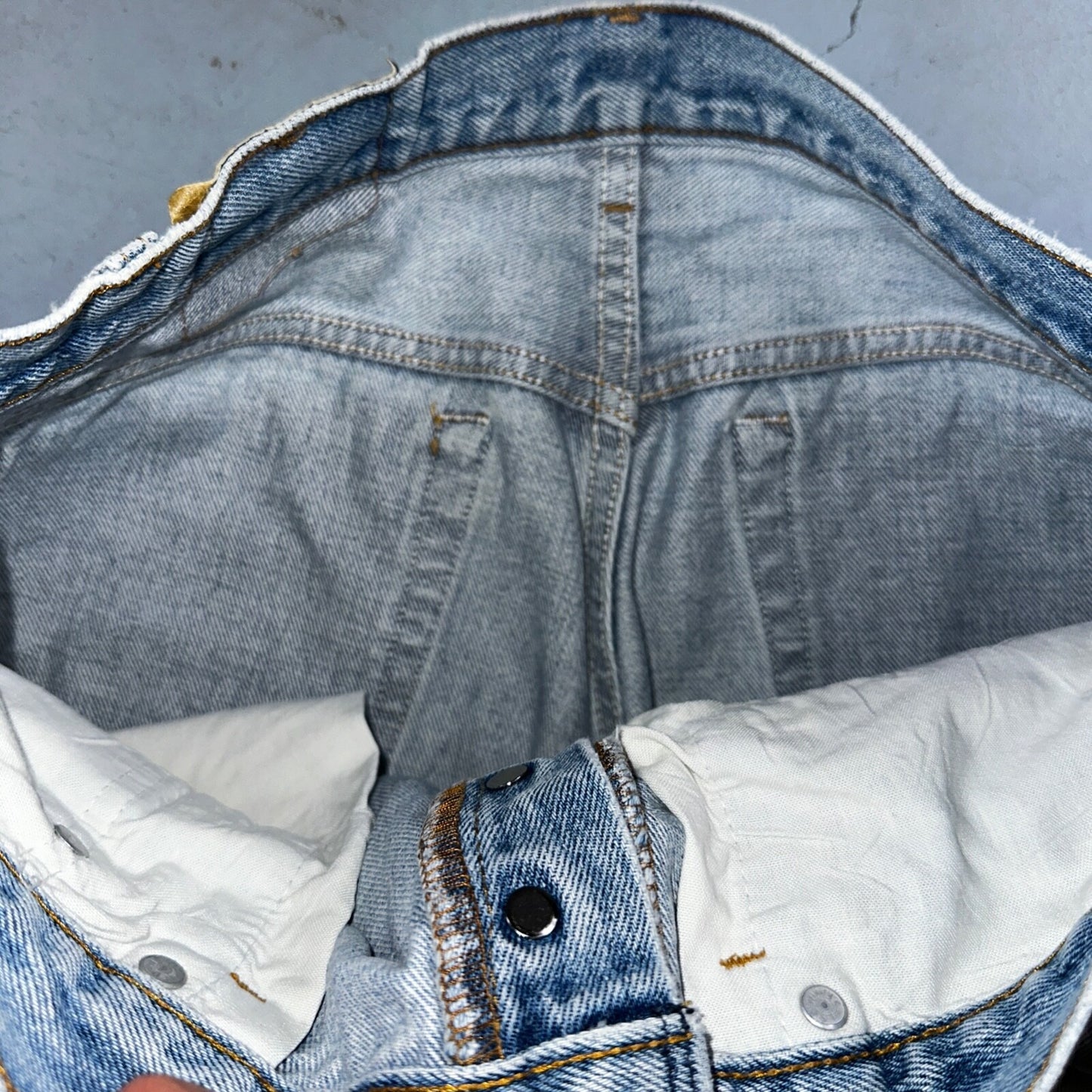 Levis 501 Vintage 90s USA XX Straight Leg Jeans Blue Light Wash 34x36 Act 32x32