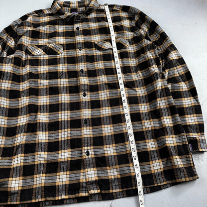 Patagonia Flannel Shirt Mens Size 2XL Plaid Long Sleeve Button Up Yellow Black