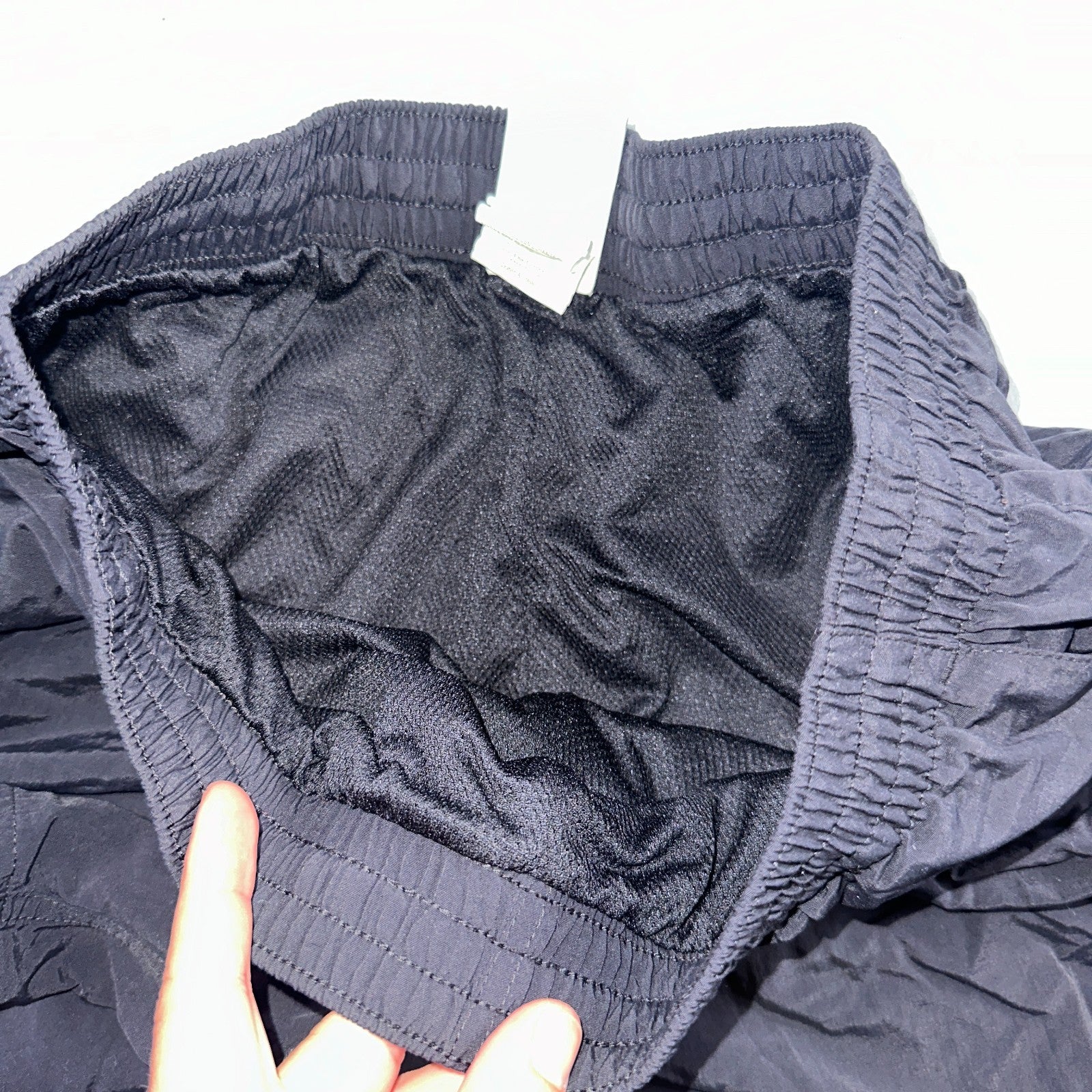 Nike Swim Shorts Size L Mens Solid Icon 6" Black NESSB636-001 Trunks