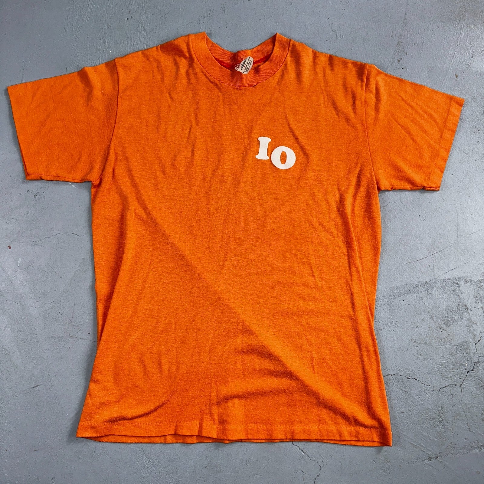 Wreck 1970s Sport VTG T Shirt Letters 70s Number 10 Orange Single Graphic Text