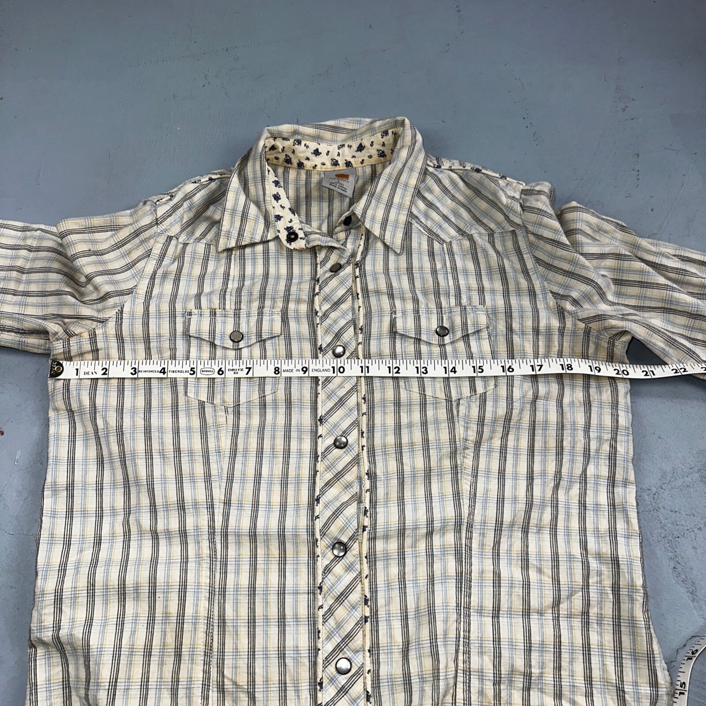 VTG Carhartt for Women Western Pearl Snap Button Up Shirt Size L Plaid Cowgirl