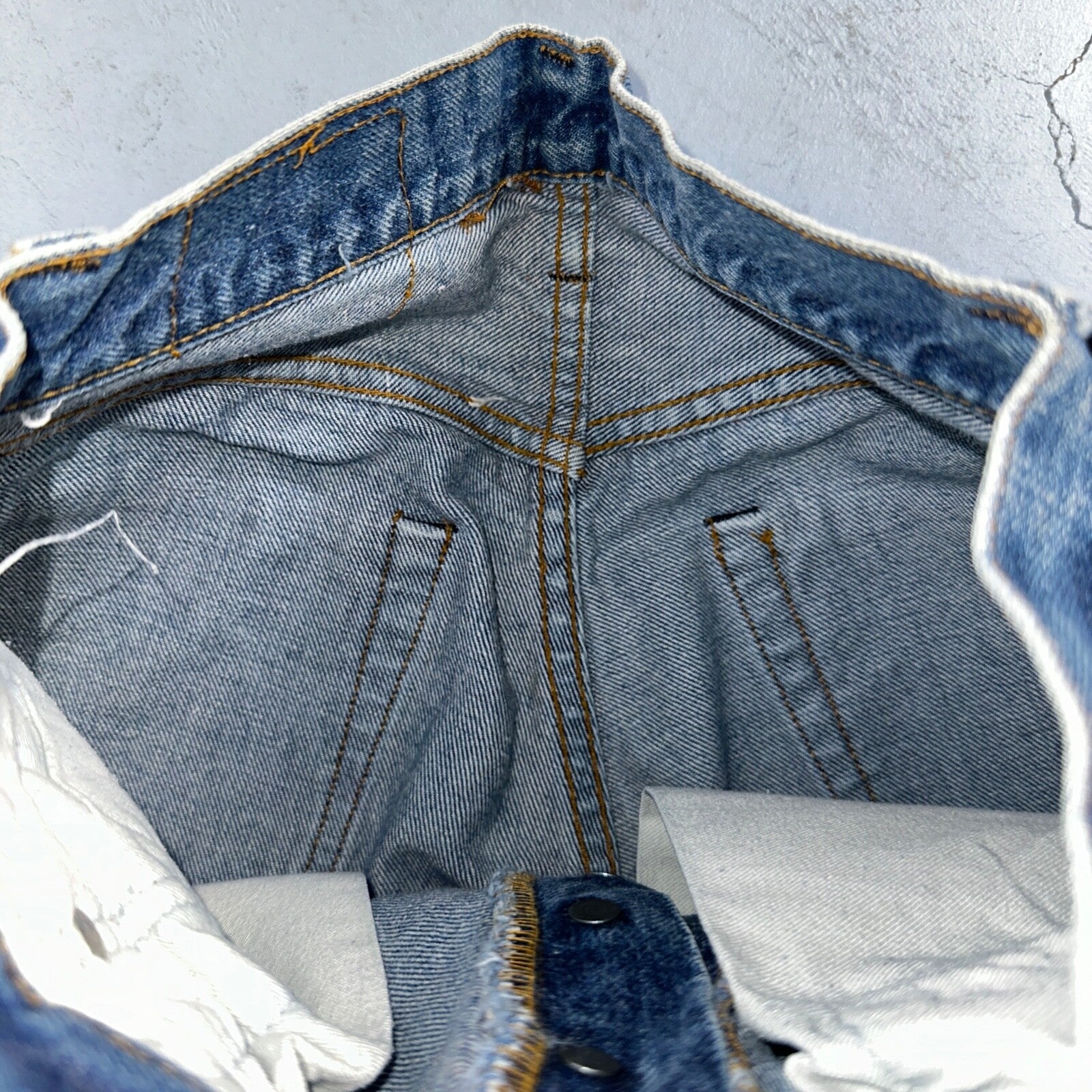 Levis 501 Vintage 80s Redline Selvedge USA XX Jeans Med Wash 27x34 Act 24x30