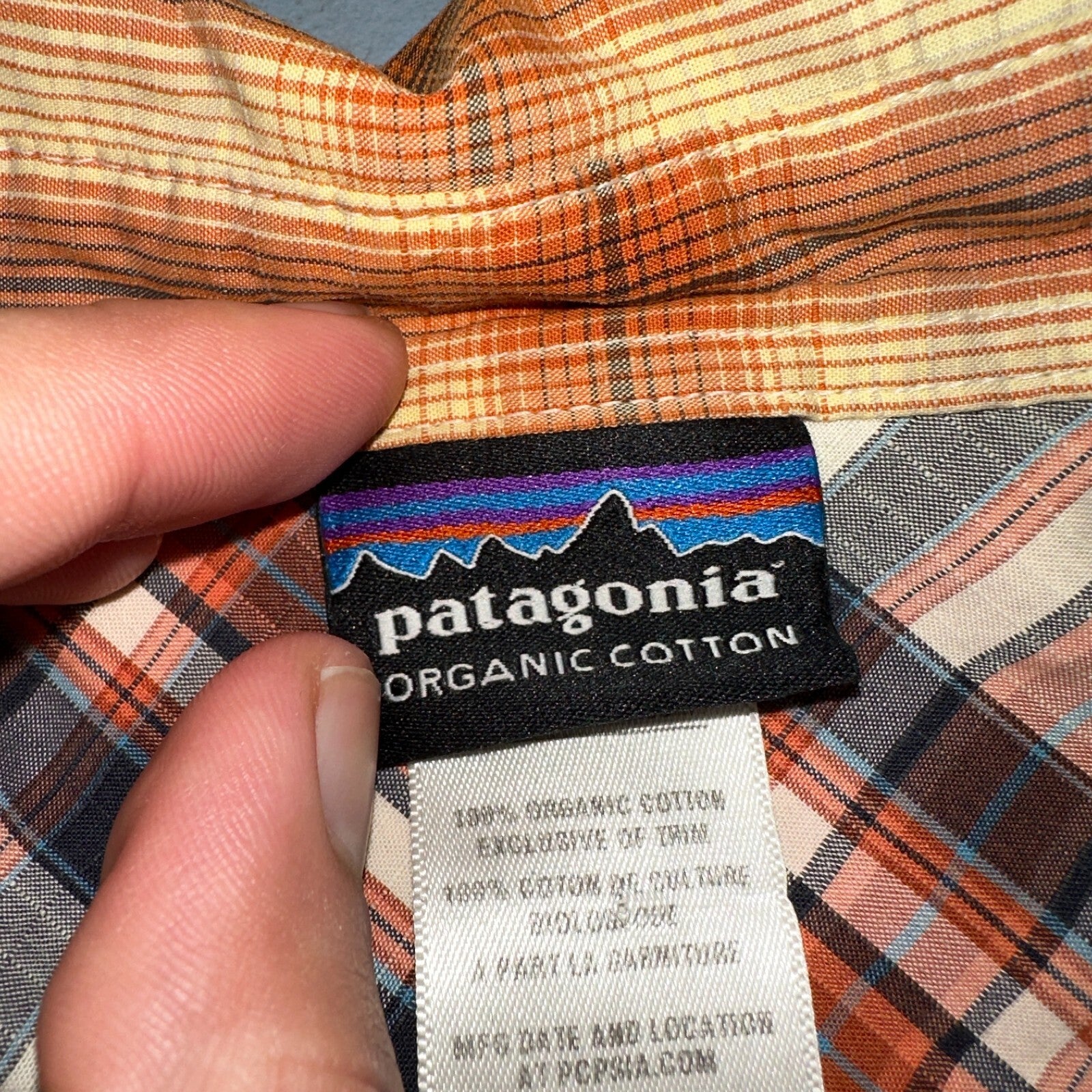 Patagonia Men's Button Down Short Sleeve Shirt S Organic Cotton Plaid Fall