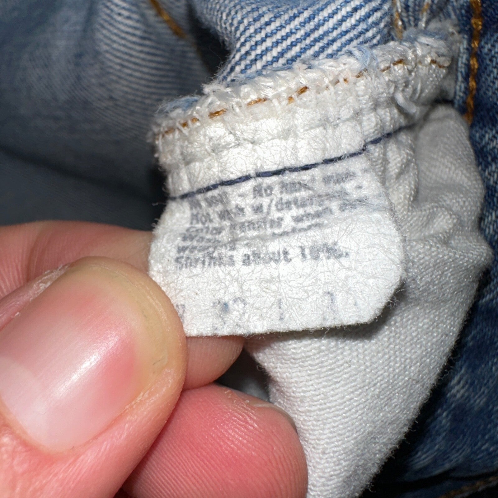 Levis 501 Vintage 80s Redline Selvedge USA XX Jeans Light Wash 32x33 Act 28x28