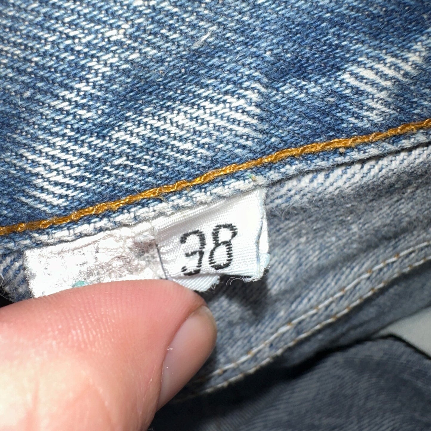 Vintage Womens Levis 29501 0115 Med Wash High Rise 501 Mom Jeans USA 38x28