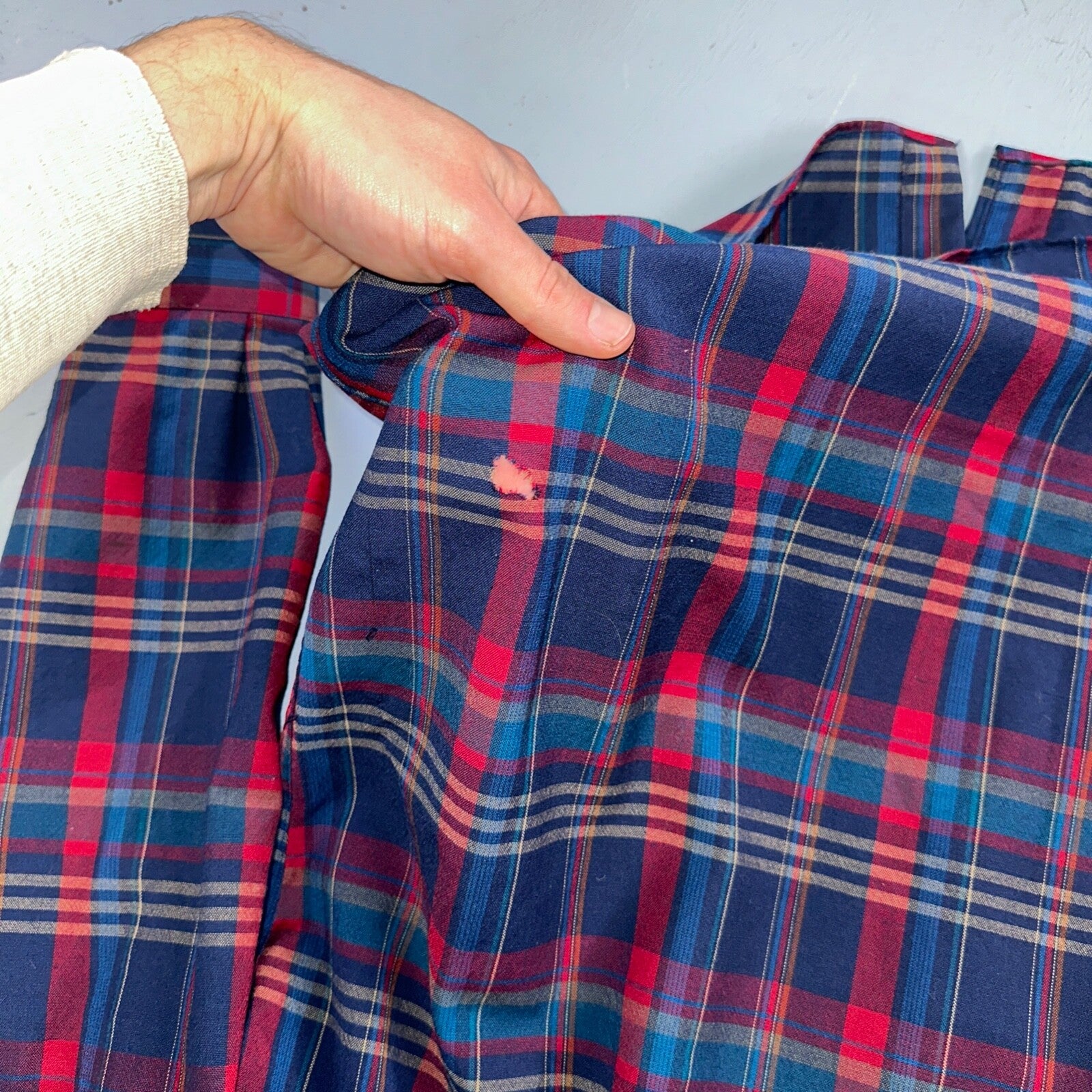 Sir Pendleton Shirt Mens Large Worsted Pure Virgin Wool Multicolor Plaid USA Red