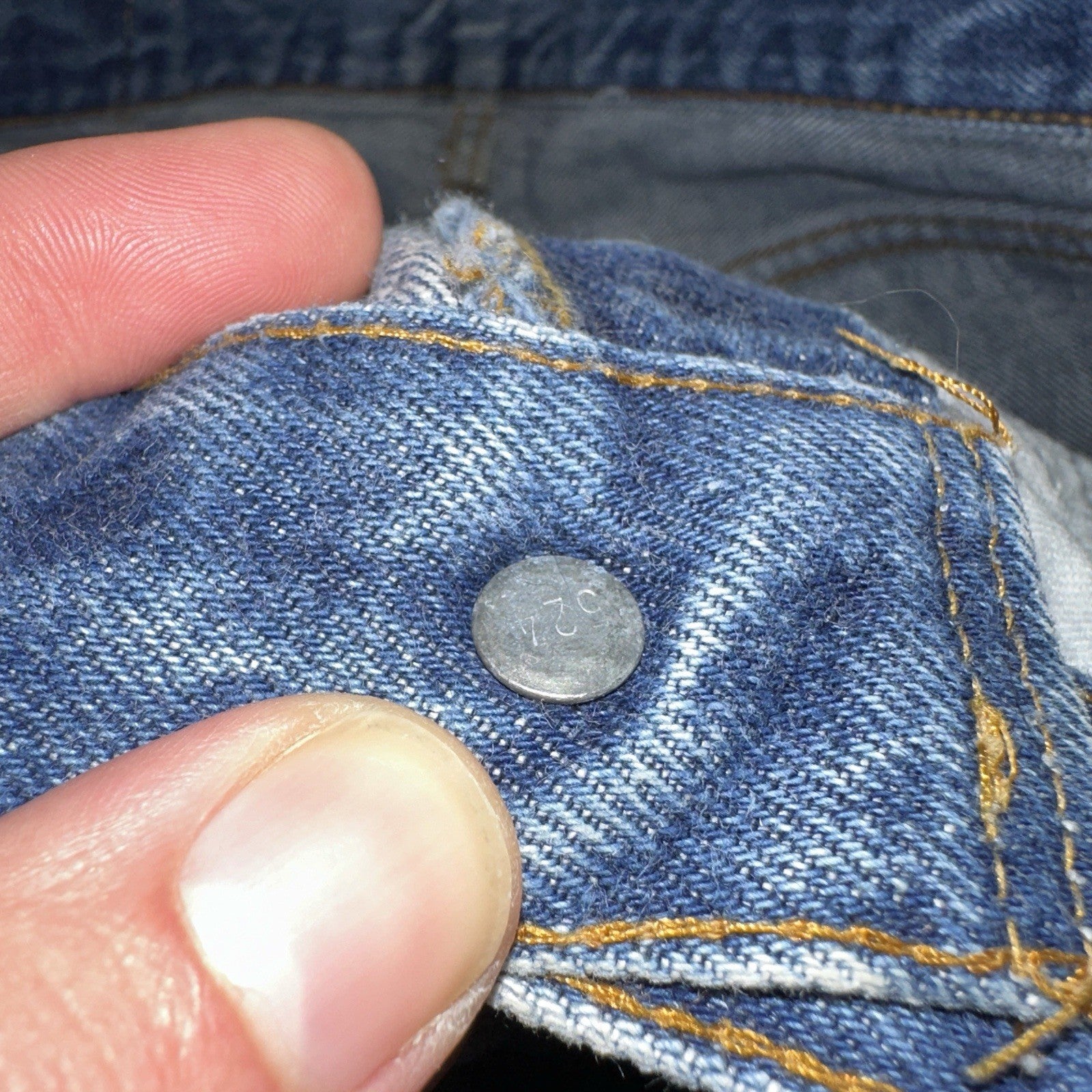 Levis 501 Vintage 80s Redline Selvedge USA XX Jeans Med Wash 32x32 Act 30x29