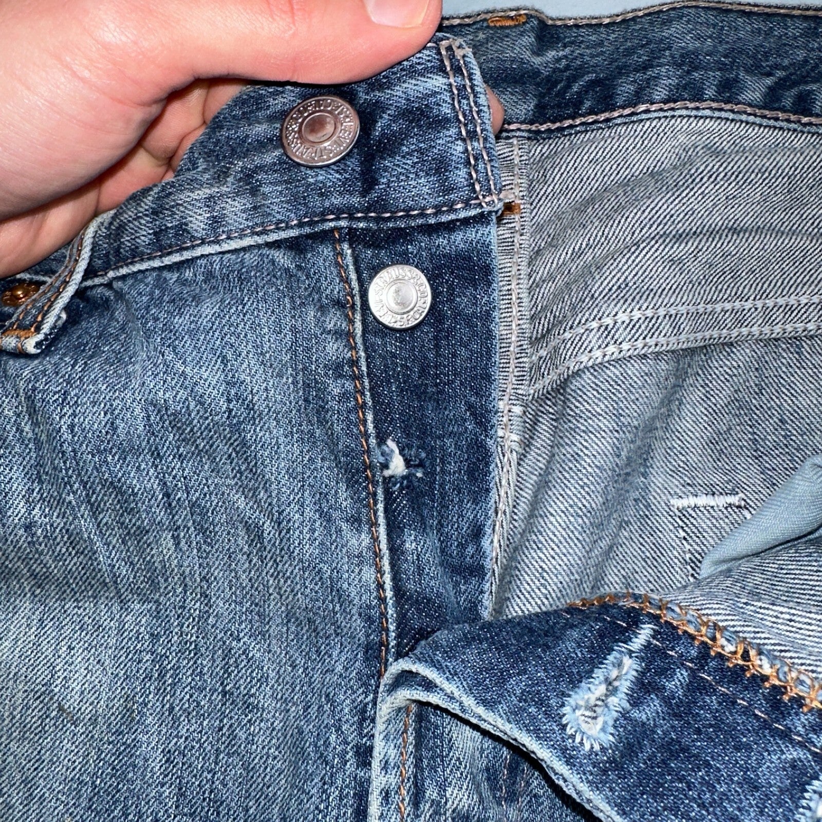 Levis 501 Vintage Y2K XX Straight Leg Jeans Blue Med Wash 33x32 Act 33x30