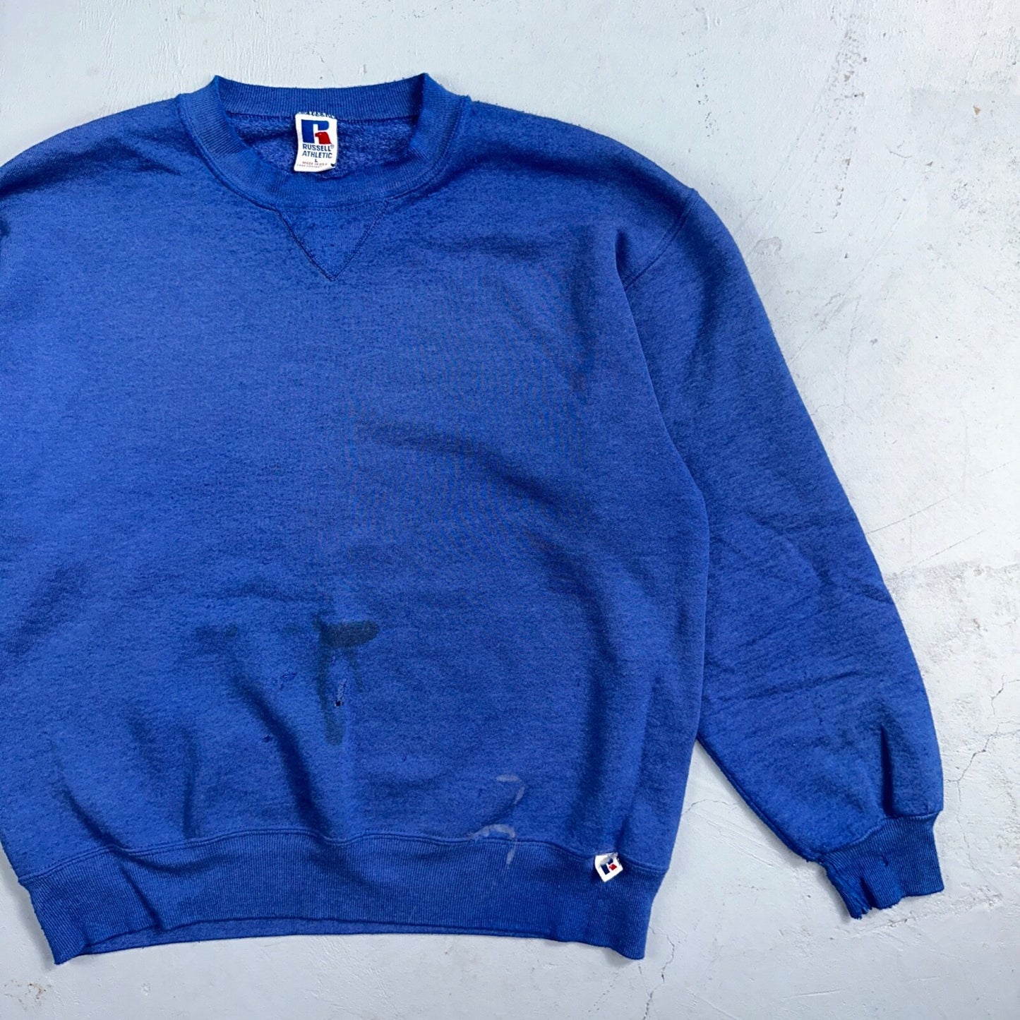 Russell Athletic Thrashed USA Sweatshirt VTG Crewneck L Blue Basic Cool Gym