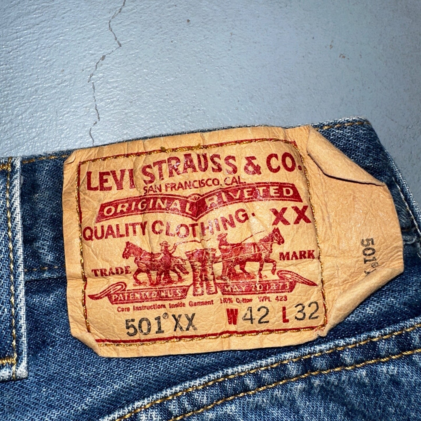 Levis 501 Vintage Y2K XX Straight Leg Jeans Blue Med Wash 42x32 Act 38x28