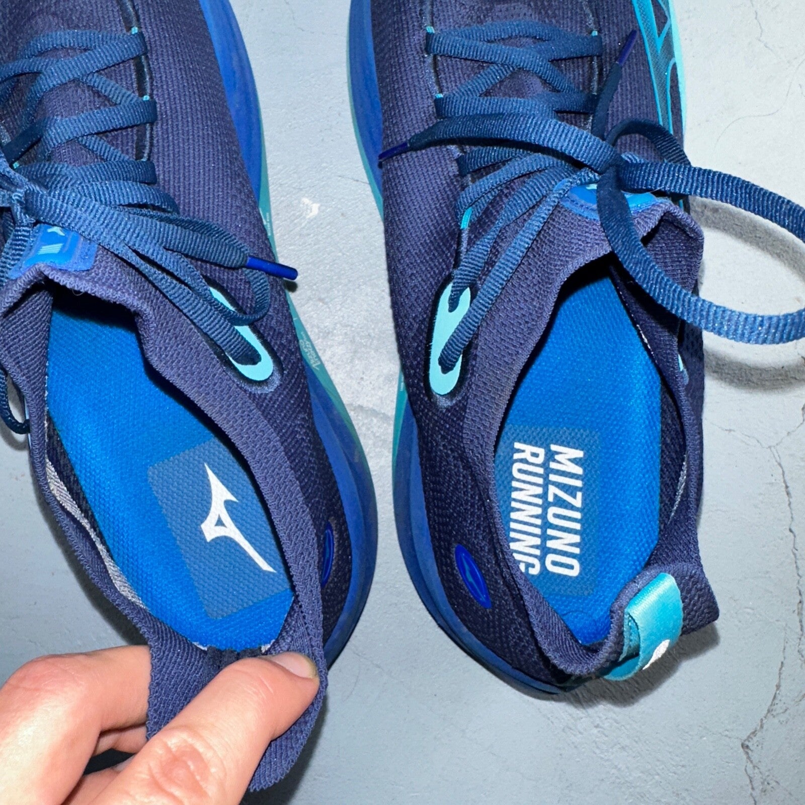 Mizuno Mens Sneakers Blue Size 11 Neo Vista Running Breathable Comfort Light