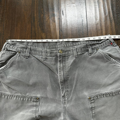 Carhartt B136 GVL Double Knee Carpenter Pants Size 44x34 (Fits 40x30) Dungaree