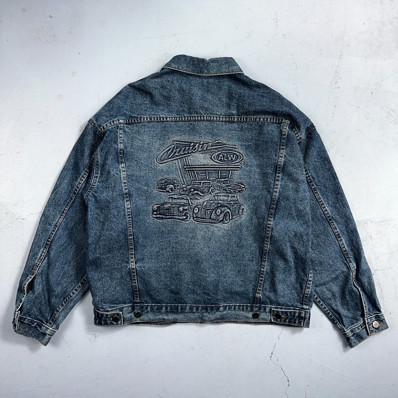 Crusin USA Cars Vintage 1980s Embossed Men's Denim Jacket Sz L Trucker Muscle