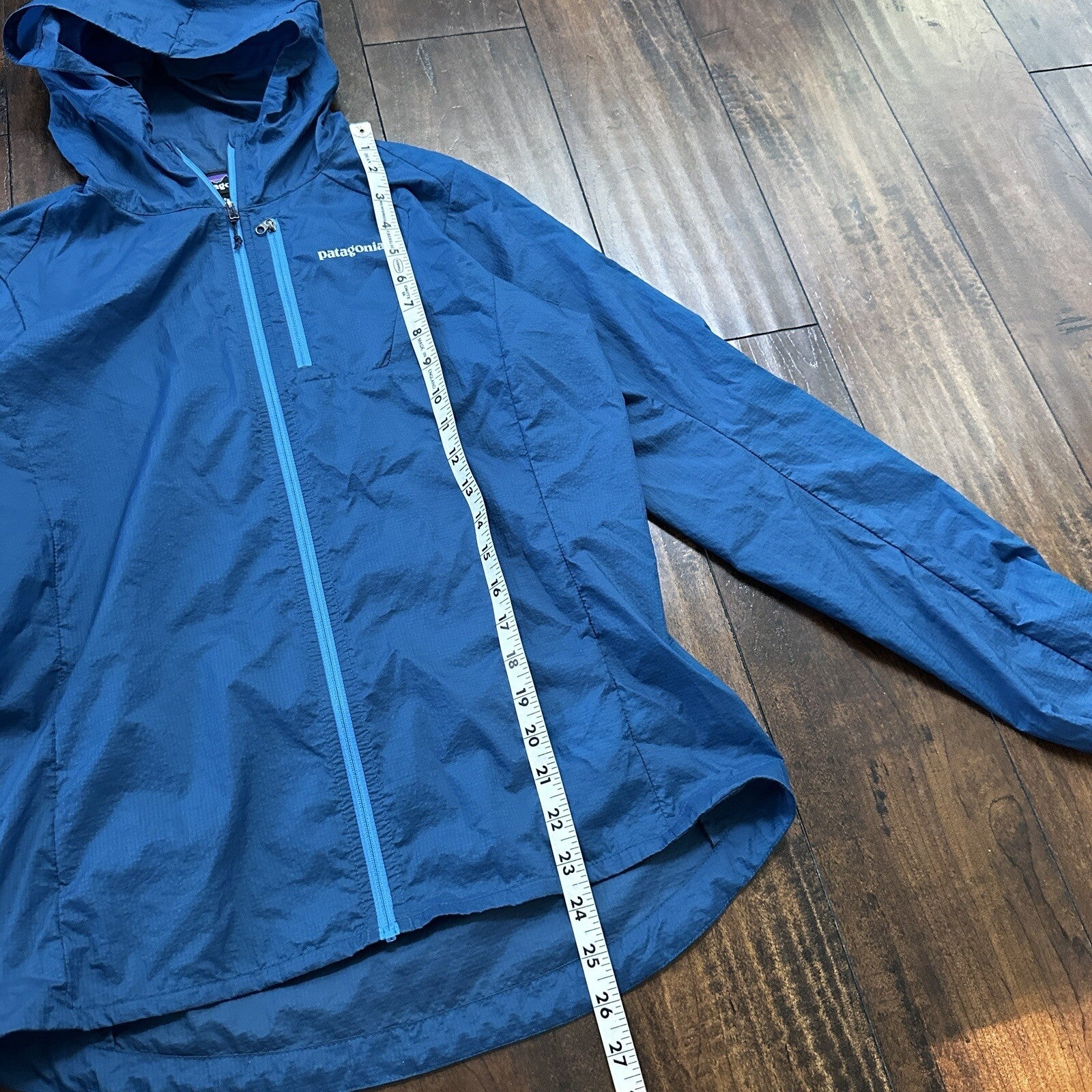 Patagonia Womens Blue Levitation Hoody Slim Fit in Size S