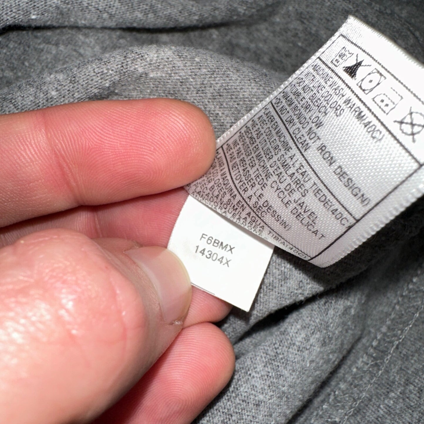 Nike Oregon Center Swoosh VTG T Shirt Y2K 90s Yellow Track Eugene Sports