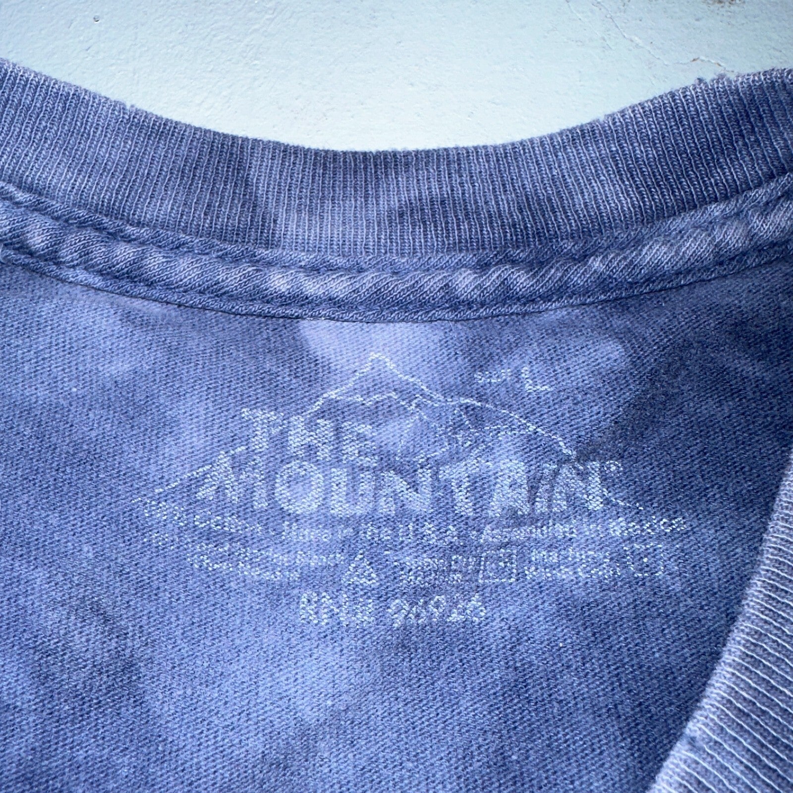The Mountain Wolf VTG T Shirt Tie Dye Spirts Large Fun Y2K