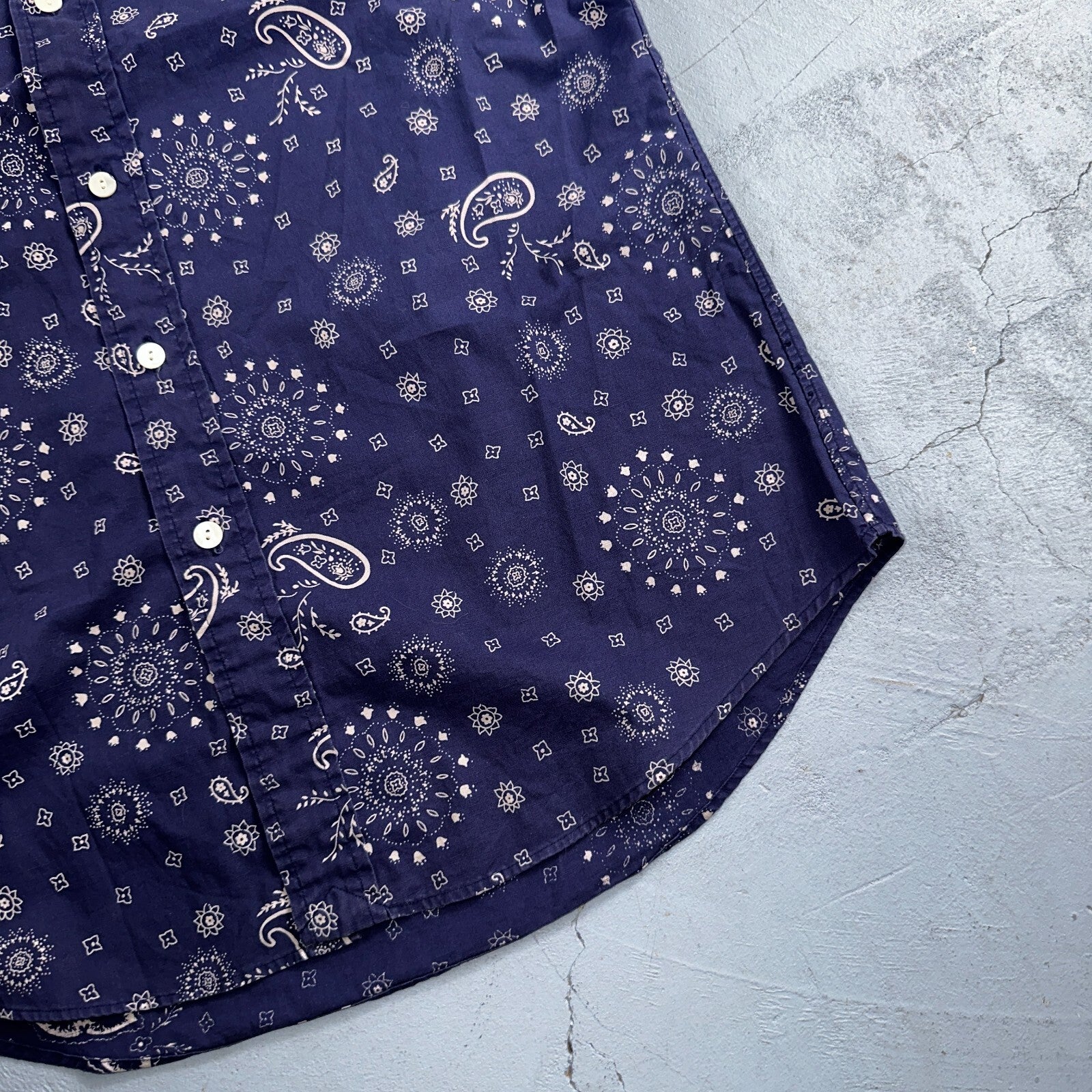 Ralph Lauren Custom Fit Paisley Navy Blue Geometric Pattern M Sleeve Button Up