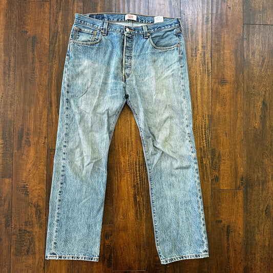 Levis 501 Vintage Y2K Straight Leg XX 2000s Jeans 36x32 Light Wash 36x30