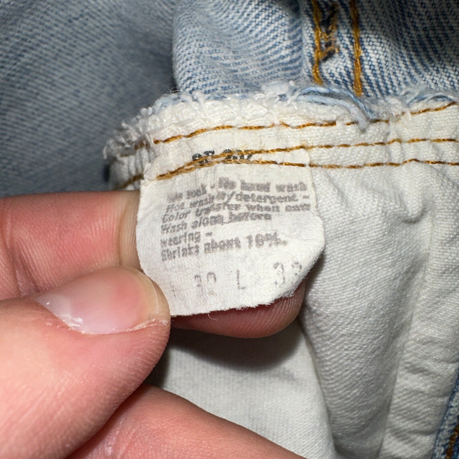 Levis 501 Vintage 80s Redline Selvedge USA XX Jeans Light Wash 32x33 Act 29x29