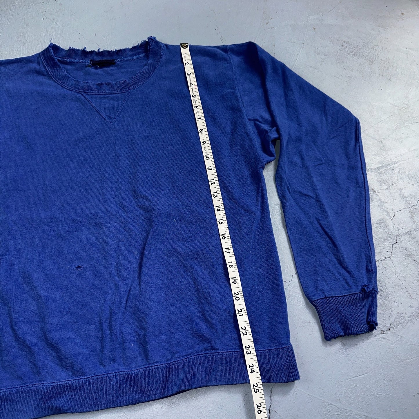 1970s VTG Blue Single V Sport Blank Sweatshirt USA Crewneck Basic 70s Jumper