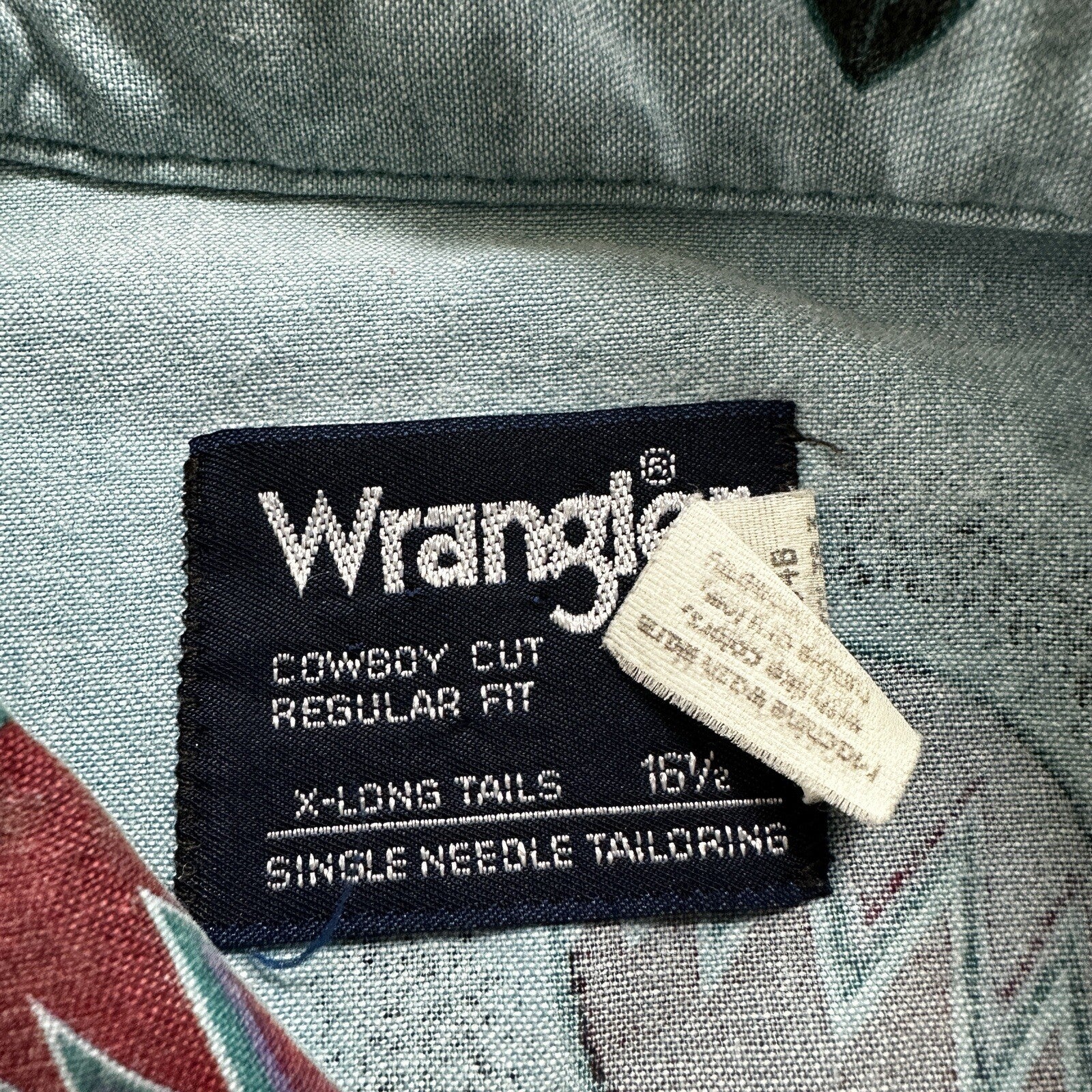 Wrangler VTG Aztec All Over Print Cowboy Cut Button Up Shirt Mens 16.5 USA