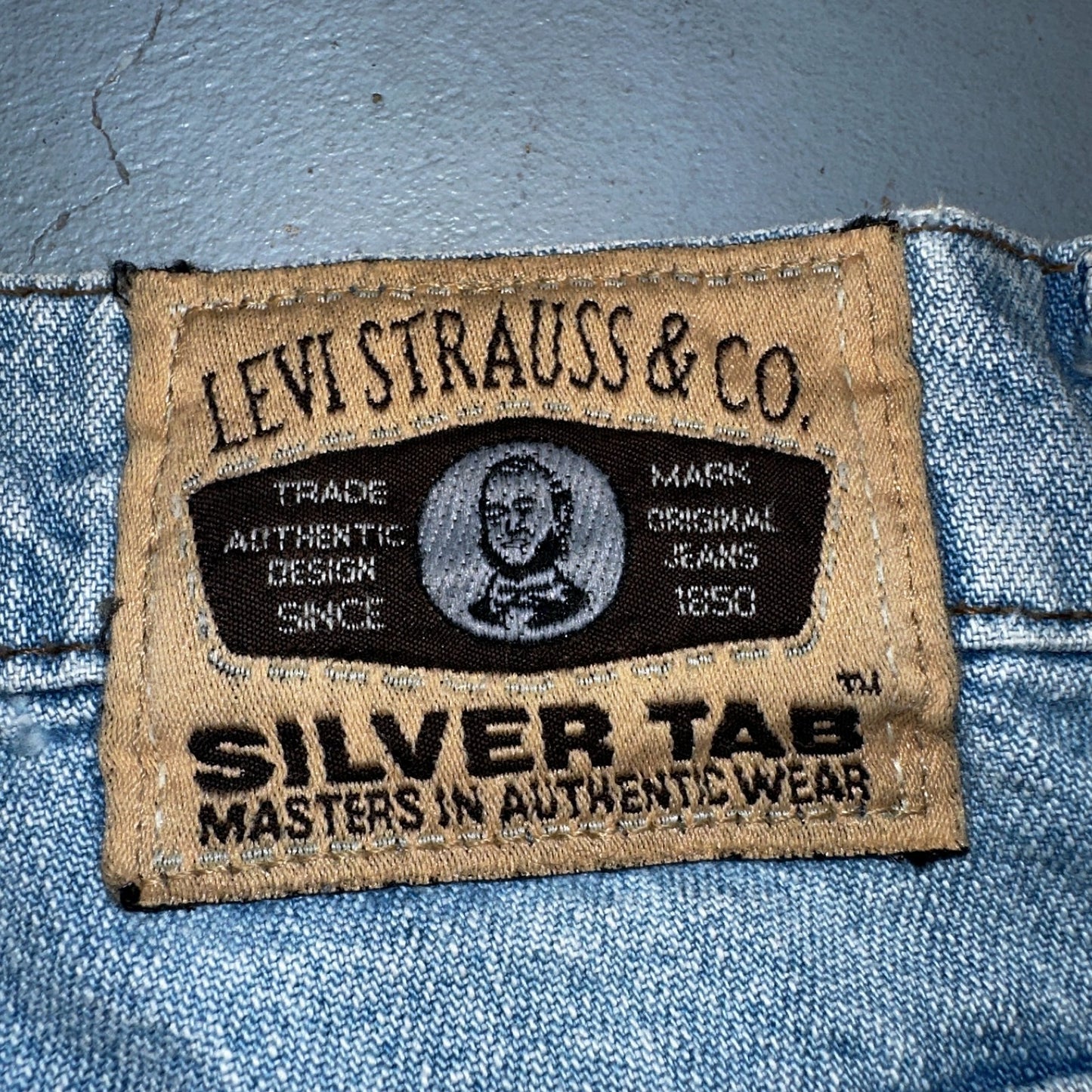 Levis VTG Silver Tab Jeans Mens Blue 40583 USA Made 90s Y2K 33x32 Ac 32x31