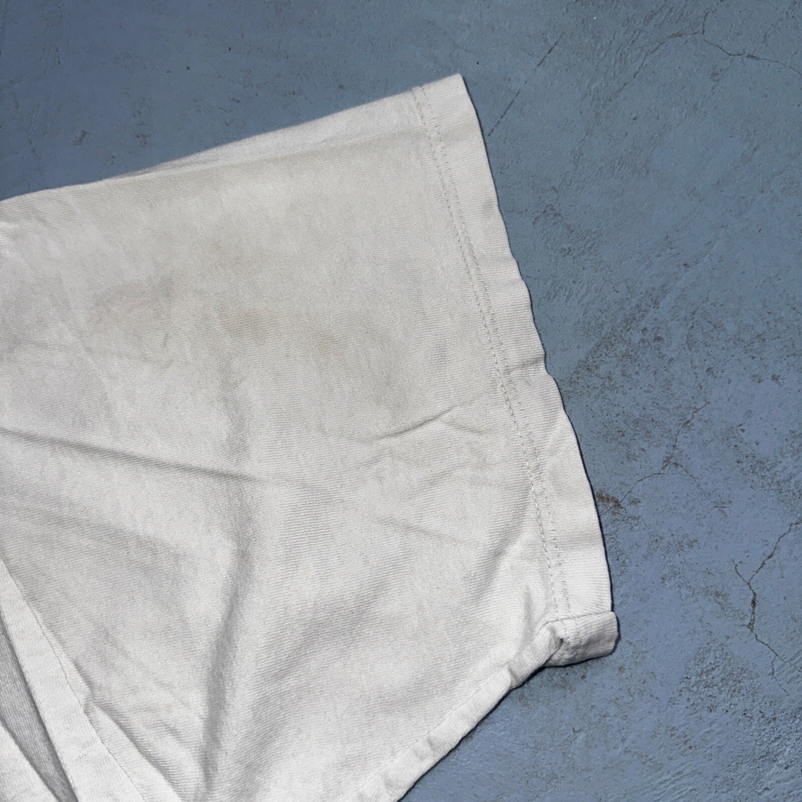 Nike Soccer Y2K Thrashed White VTG T Shirt 2000s Futbal Sports Gym Running