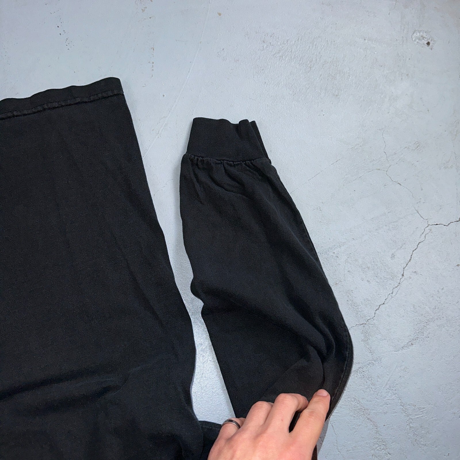 Faded Black Long Sleeve Y2K VTG T Shirt 2000s AAA Thrashed Cool Blank Tee Rips