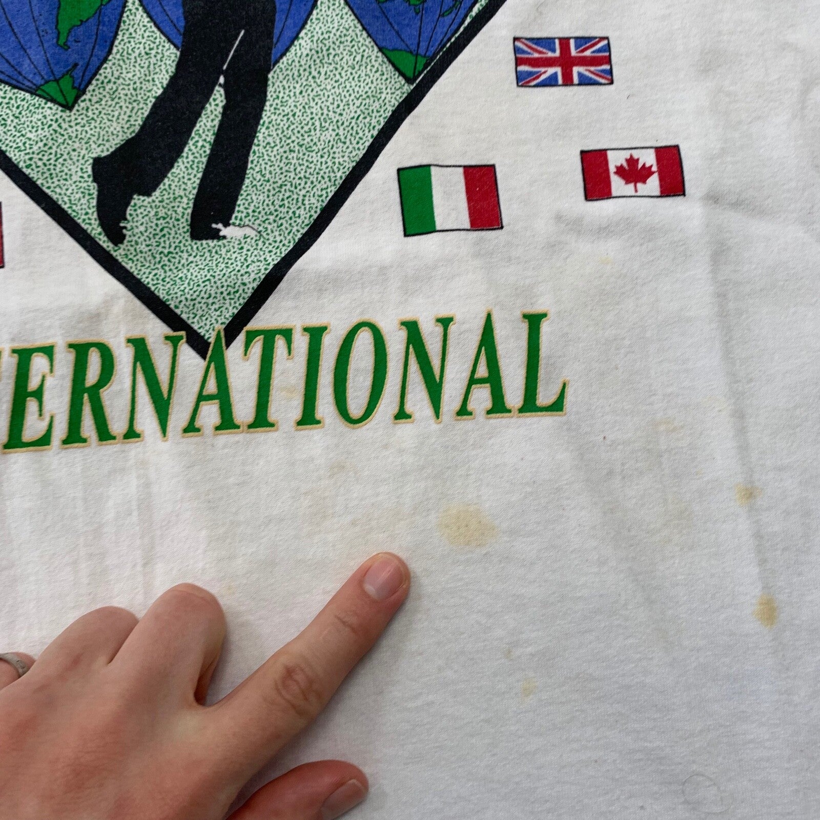 Golf International Vintage T Shirt Tiger Woods Sports Grass USA Flags Rap Blank