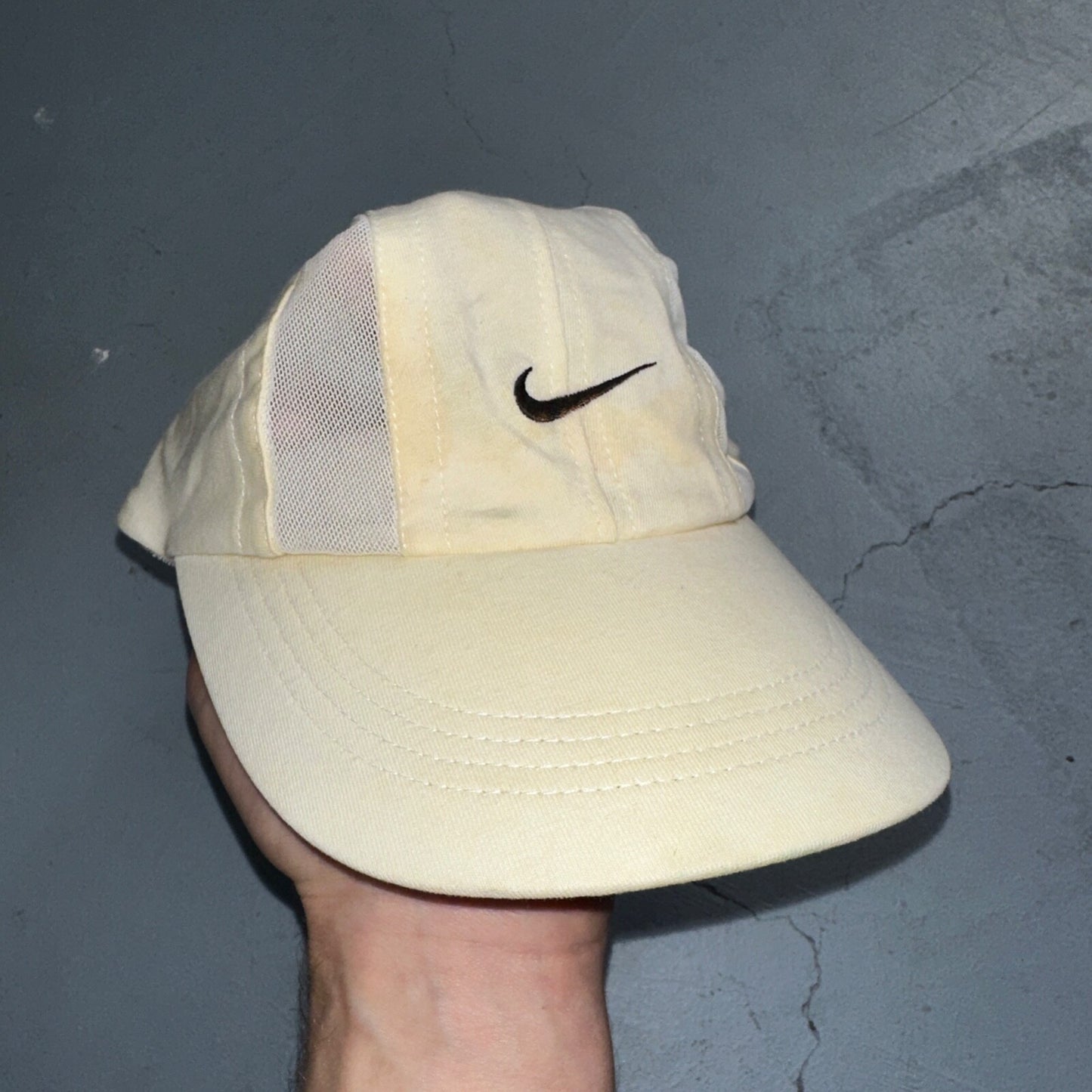 Nike Vintage Hat Cap Strap Back Swoosh Mesh Panel Tailwind Mens 90s Air Max