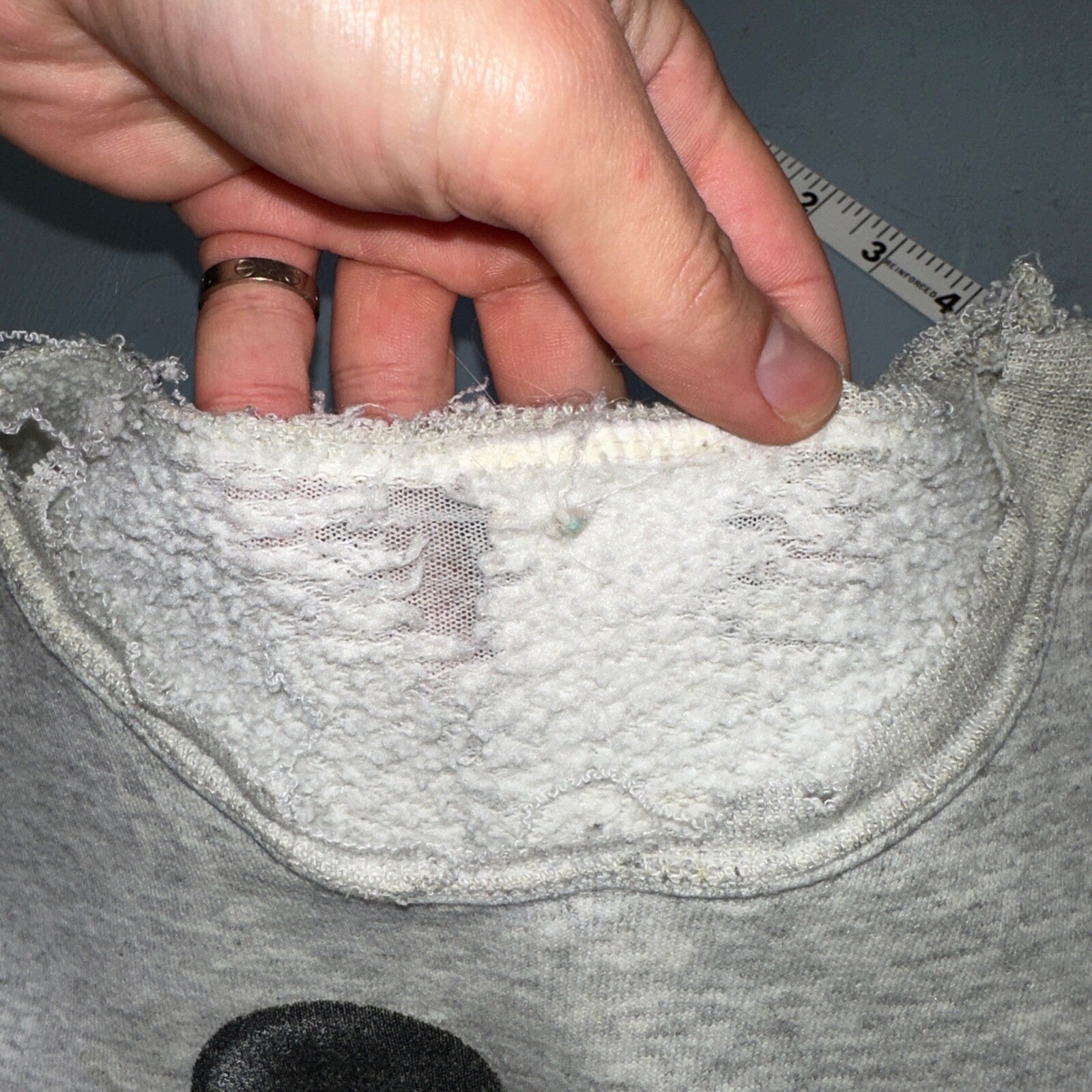 Disney Mickey Mouse VTG Disneyland Gray Fleece Sweatshirt Size XL Thrashed