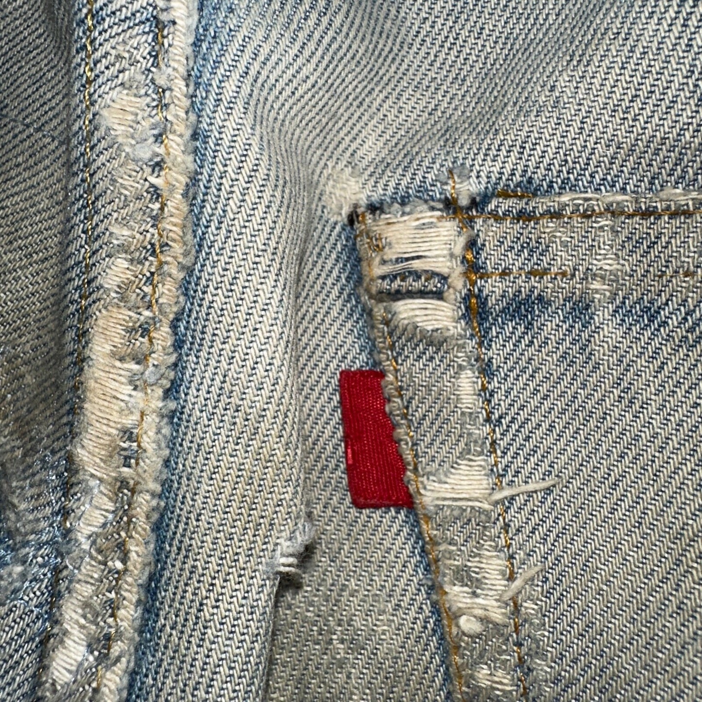 Levis 501 Vintage 80s Redline Selvedge USA XX Jeans Light Wash Thrashed Ac 29x26