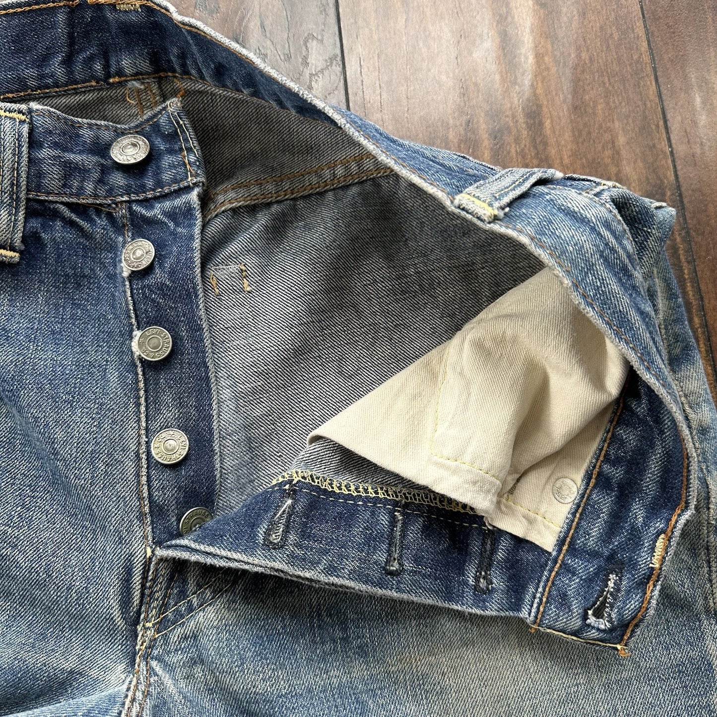 Levis 501 XX Big E True Vintage 60s Redline THRASHED Denim Jeans 1960s 27x26