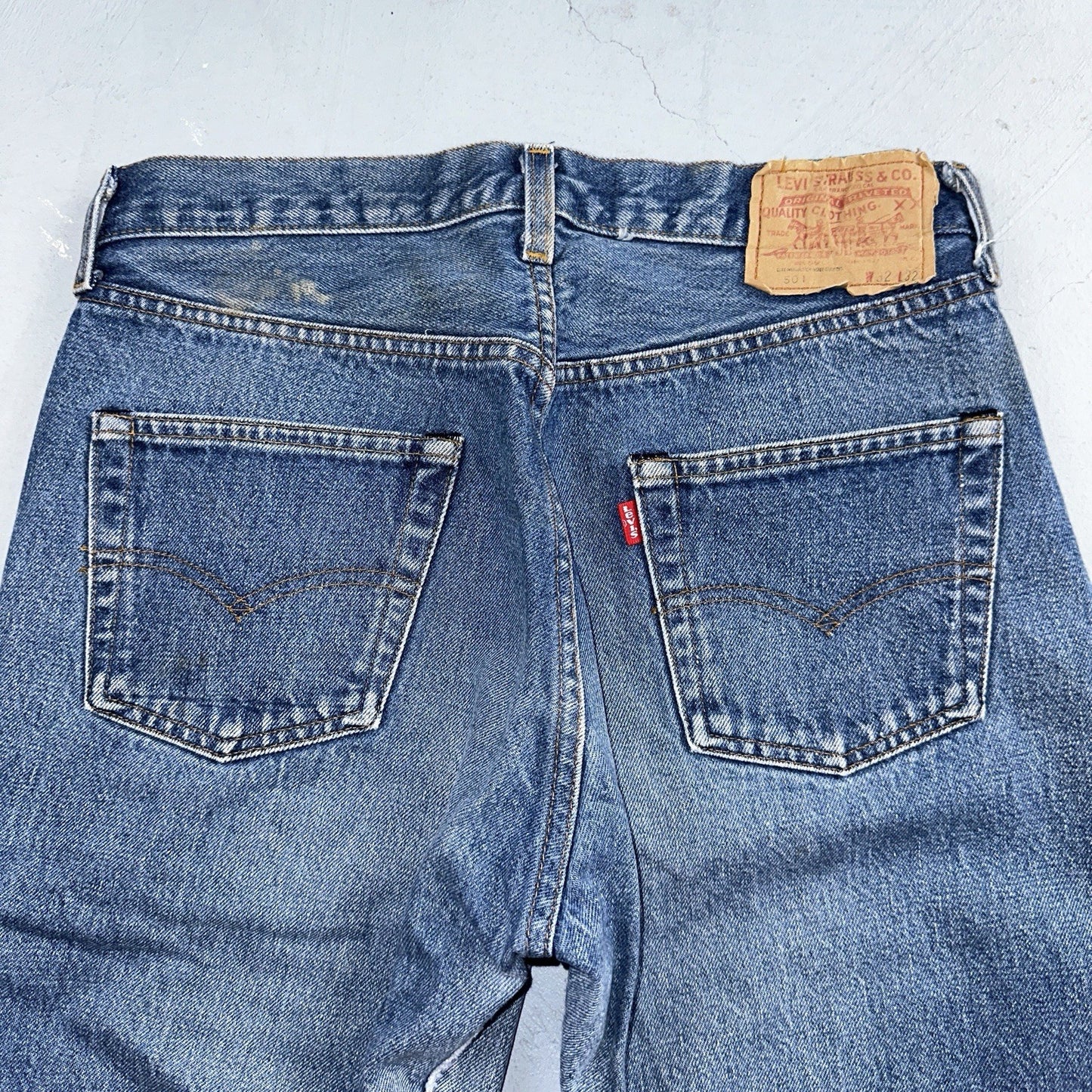 Levis 501 Vintage 80s Redline Selvedge USA XX Jeans Med Wash 32x32 Act 30x29