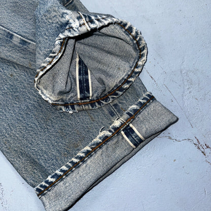 Levis 501 Vintage 80s Redline Selvedge USA XX Jeans Thrashed 33x33 Act 31x30