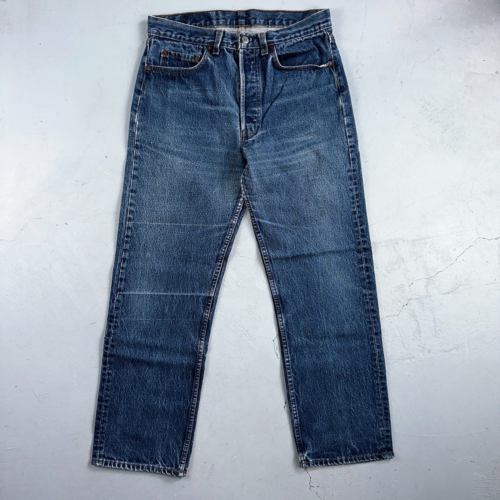 Levis 501 Vintage 80s USA XX Straight Leg Jeans Blue Med Wash 33x32 Act 30x27
