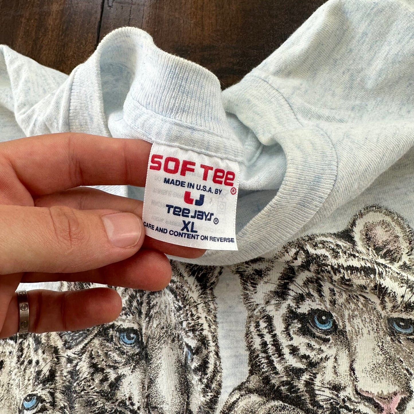 Busch Gardens White Tigers Vintage T Shirt Animals Cats Love Cute Rap Single T