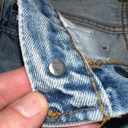 Levis 501 Vintage 80s Redline Selvedge USA XX Jeans Light Wash 66 Act 27x31